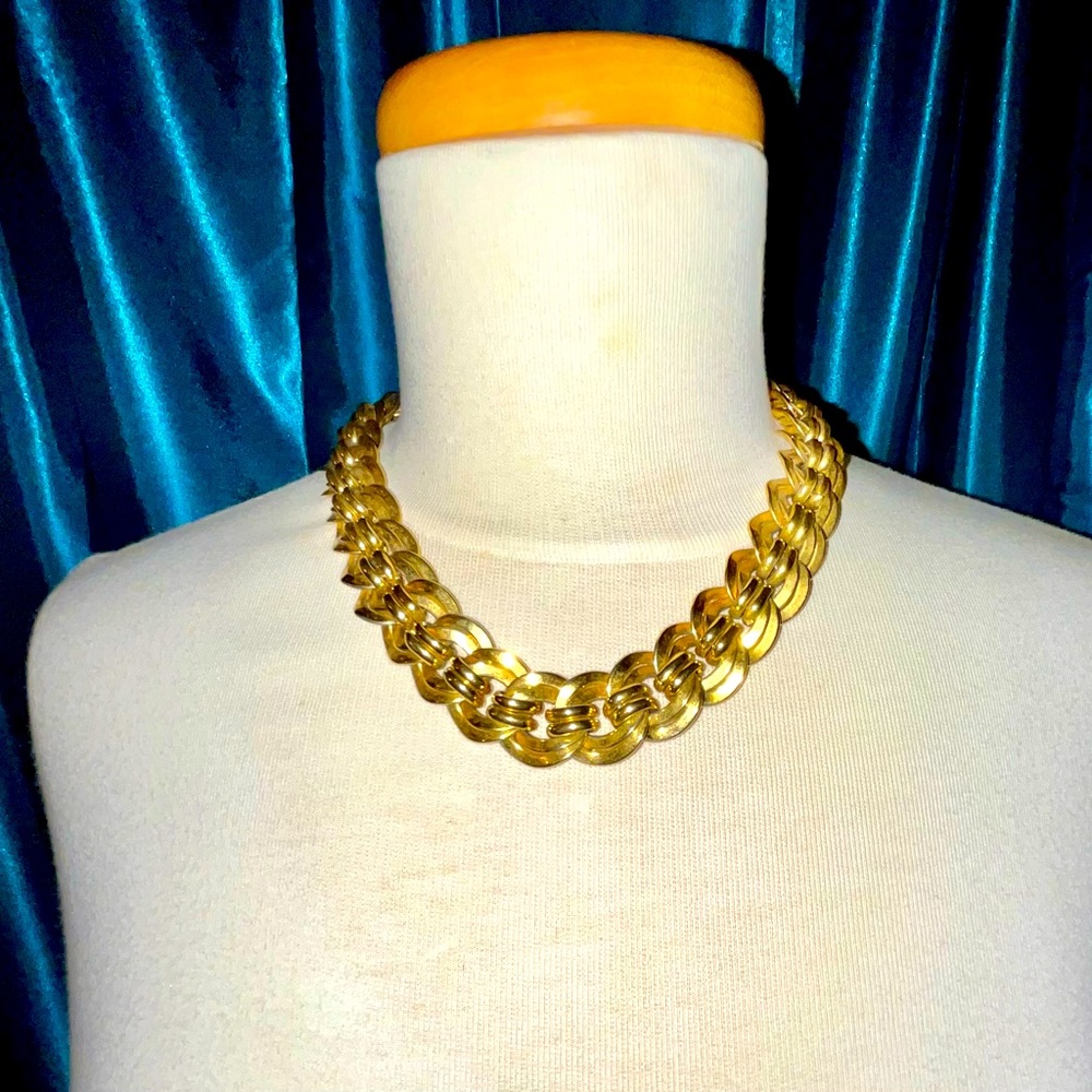 70’s Napier Vintage gold necklace